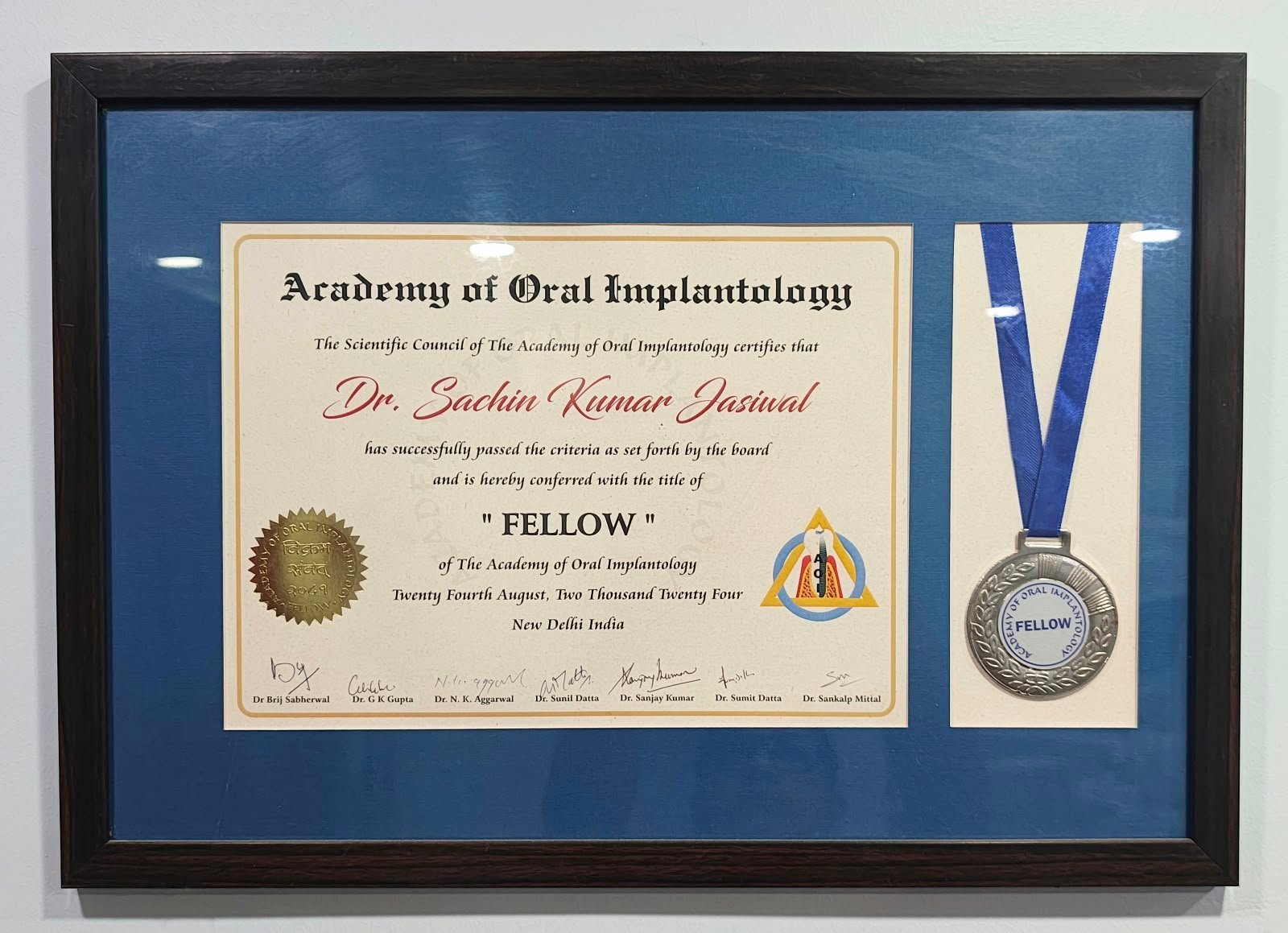 Fellow of The Academy of Oral Implantology Certificate